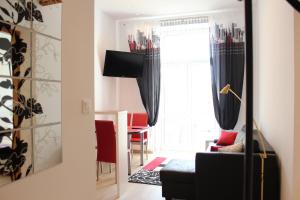 Część wypoczynkowa w obiekcie Rent-Apart City Center Lodz