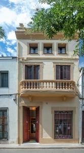 Η πρόσοψη ή η είσοδος του Apartament Can Mateu-Gran Terraza