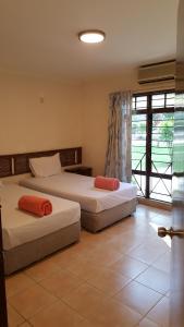 Gallery image of Villa with Private Swimming Pool in Malacca
