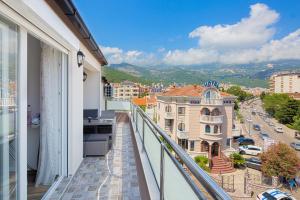 Μπαλκόνι ή βεράντα στο Apartments Budva Center 2