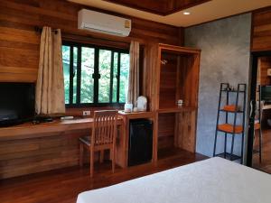 Gallery image of Suntisook Resort in Ko Yao Noi