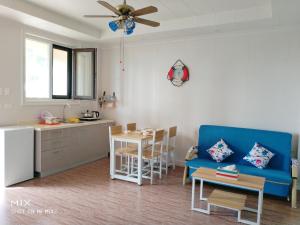 Köök või kööginurk majutusasutuses Saipan Emerald Villa