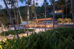 Ein Garten an der Unterkunft Four Seasons Resort Koh Samui
