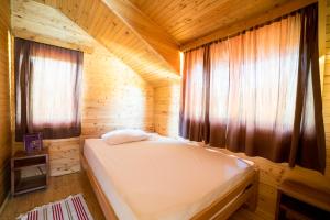 Postel nebo postele na pokoji v ubytování Holiday homes Piralo