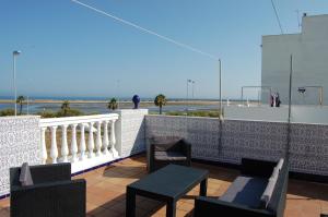 Galeriebild der Unterkunft CASA CON VISTAS AL MAR EN LA PUNTA DEL CAIMÁN (ISLA CRISTINA) in Isla Cristina