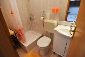 Kúpeľňa v ubytovaní Villa NADA + 32 fotografií