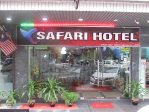 Certifikát, hodnocení, plakát nebo jiný dokument vystavený v ubytování Safari Hotel