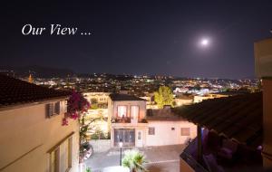 Výhľad na mesto Réthymno (mesto) alebo výhľad na mesto priamo z apartmánu