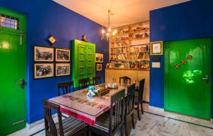 Fotografie z fotogalerie ubytování The Coral Tree Boutique Homestay v destinaci Agra