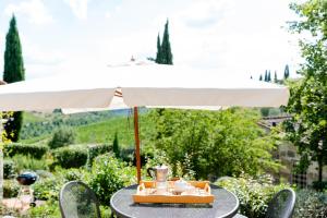 A garden outside Taglialegna a Montefiorile