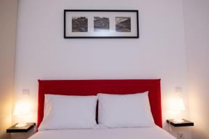 Postel nebo postele na pokoji v ubytování Lively Getaway Apartment