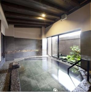 Bazén v ubytovaní Silk Inn Kagoshima alebo v jeho blízkosti