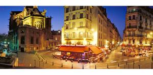 パリにあるStudio K with terraceの夜の街路