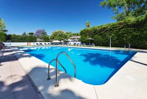 Piscina di Exe Las Adelfas o nelle vicinanze