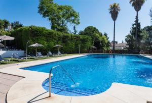 Piscina di Exe Las Adelfas o nelle vicinanze
