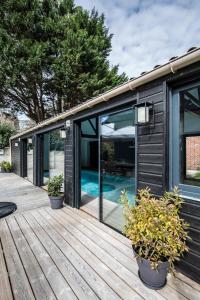 Afbeelding uit fotogalerij van La Villa in Mesnil-Val-Plage +75 foto's