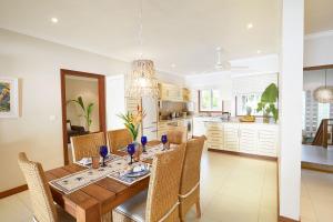 Eldhús eða eldhúskrókur á Sables d'Or Luxury Apartments