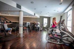 Fitness centrum a/nebo fitness zařízení v ubytování Hotel Diament Ustroń