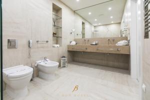 Koupelna v ubytování Bon Hotel