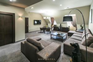 Posezení v ubytování Bon Hotel