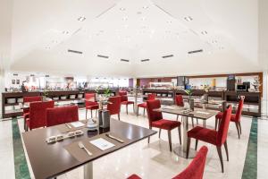 Restaurace v ubytování Eurostars Isla de La Toja