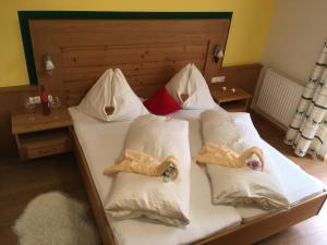 Postel nebo postele na pokoji v ubytování Haus Schnepfleitner