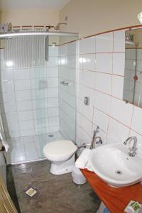 Koupelna v ubytování Vivendas do Morro Verde