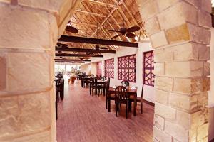 Restavracija oz. druge možnosti za prehrano v nastanitvi Hotel Jungle Lodge Tikal
