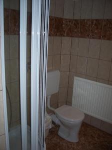 Koupelna v ubytování Thermál Apartmanház