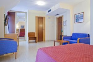 Posezení v ubytování Hotel La Noyesa *** Superior