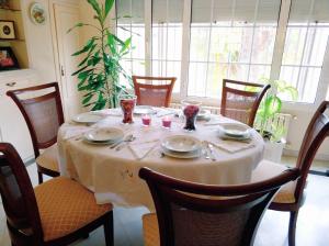 Restaurace v ubytování Villa La Jara