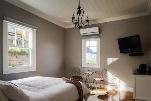 TV o dispositivi per l'intrattenimento presso The Ark Stanley Luxury Bed and Breakfast