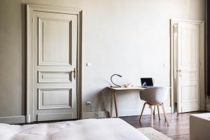 Llit o llits en una habitació de B&B Dusk till dawn