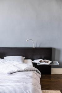 Llit o llits en una habitació de B&B Dusk till dawn
