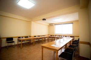 A área empresarial e/ ou a sala de conferências de Kolping