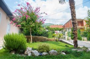 Zahrada ubytování Guest House Agava