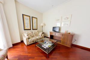 Telewizja i/lub zestaw kina domowego w obiekcie Hotel Traíña