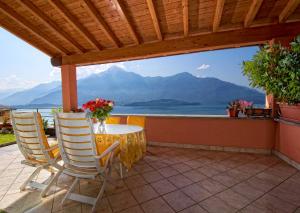 Fotografie z fotogalerie ubytování Casa Turchese con fantastica vista v destinaci Vercana