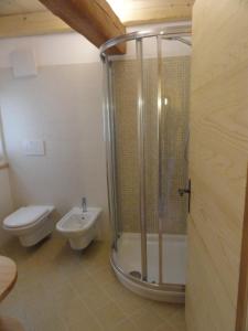 Phòng tắm tại B&B Mas di Zonadi
