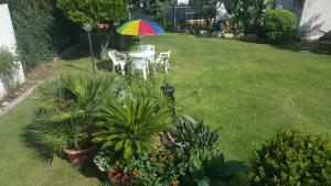 Zahrada ubytování Casa Vacanze " IS MERIS "