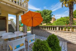 Fotografia z galérie ubytovania Two-Bedroom Apartment Crikvenica 25 v destinácii Crikvenica