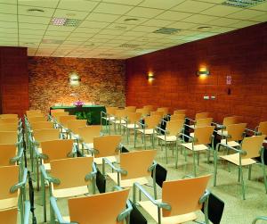 Zaplecze biznesowe lub konferencyjne w obiekcie Hotel Traíña