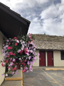 Gallery image of Country West Motel of Rock Springs in Rock Springs