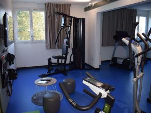 Fitness centrum a/nebo fitness zařízení v ubytování ibis Chartres Ouest Luce