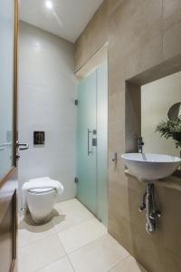 Bagno di Two Pillows Boutique Hostel