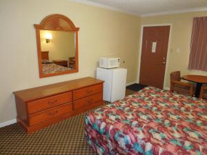 Gallery image of Red Carpet Inn Absecon in Galloway