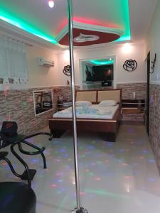 Μια τηλεόραση ή/και κέντρο ψυχαγωγίας στο Motel Morumbi (Adults Only)