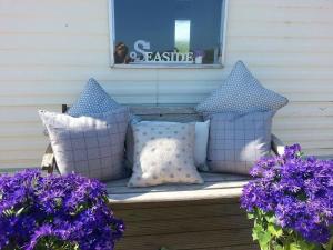 Gallery image of Estuary View Caravans in Alnmouth