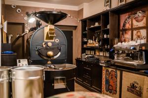 Kuchyň nebo kuchyňský kout v ubytování Romantik Hotel Scheelehof Stralsund