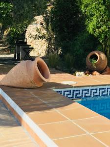 The swimming pool at or close to Jardin Andaluz Appart Alhambra